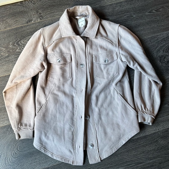 Gentle Fawn - Russell soft Shacket - Picture 2 of 4